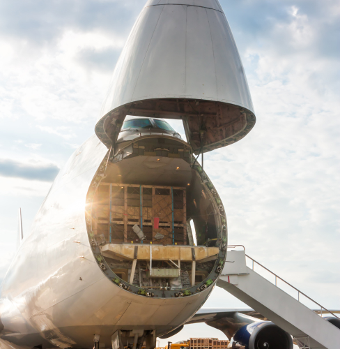 Unloading widebody cargo aircraft